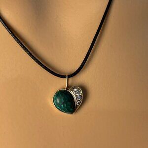 Mini 14K Gold Malachite and Diamonds Heart Pendant